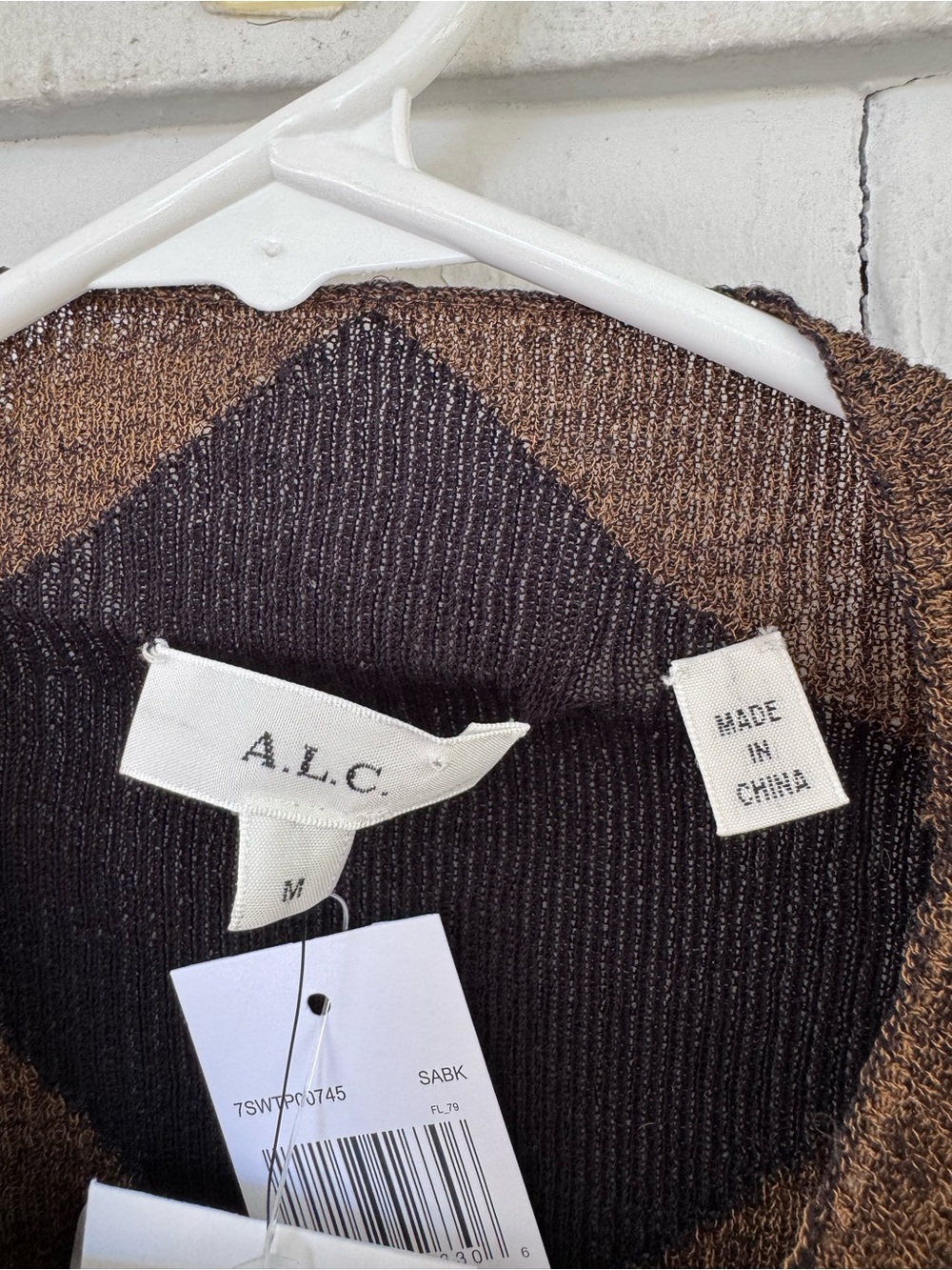 A.L.C. Hugh Long Sleeve Knit Top in Saddle/Black size Medium NWT NEW - Picture 6 of 10
